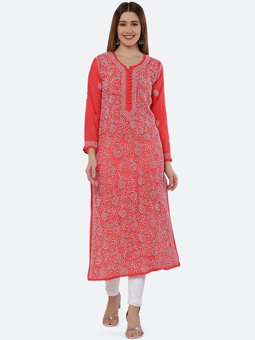 

FAWOMENT Women Peach-Coloured & White Floral Embroidered Chikankari Chanderi Silk Kurta