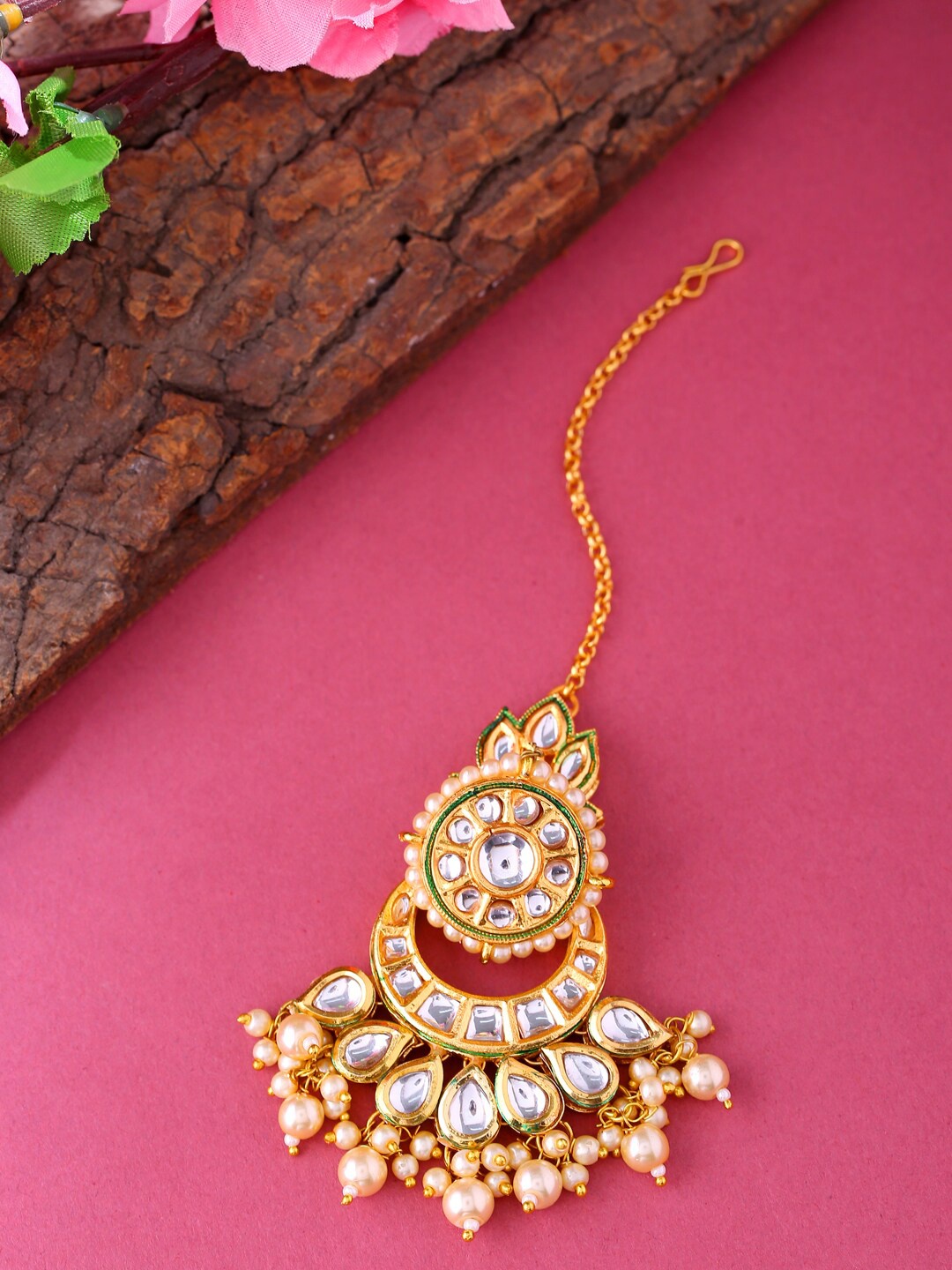 

VIRAASI Gold-Plated White Kundan-Studded & Pearl-Beaded Maang Tikka