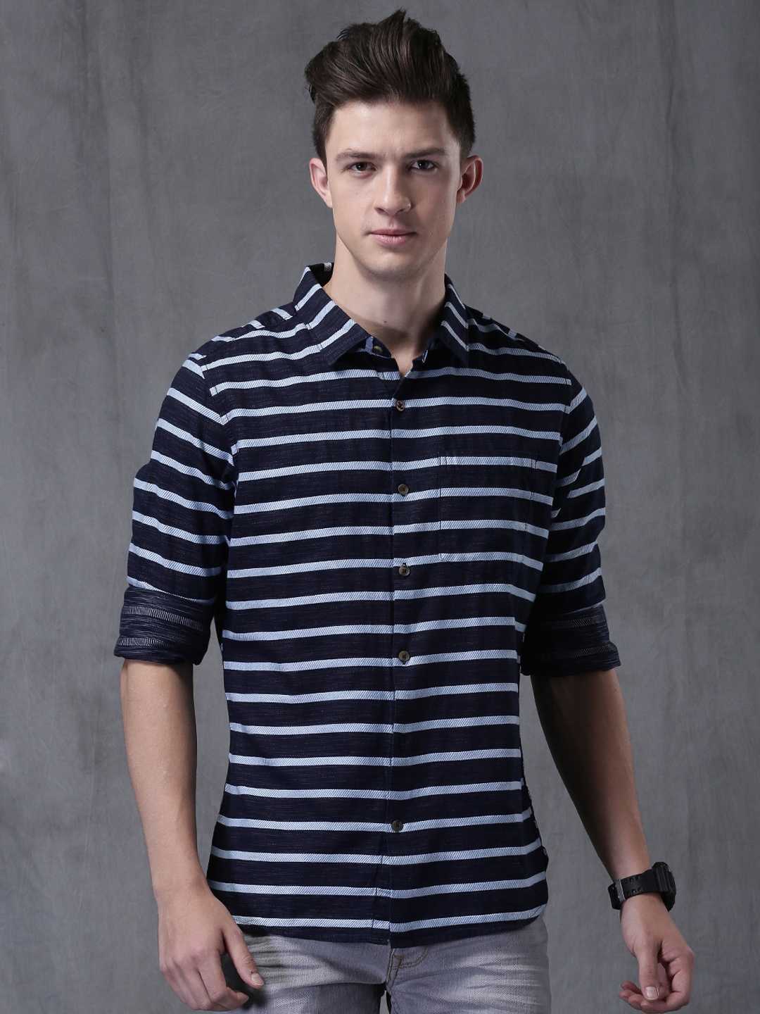 

WROGN Men Navy Blue Slim Fit Striped Casual Shirt