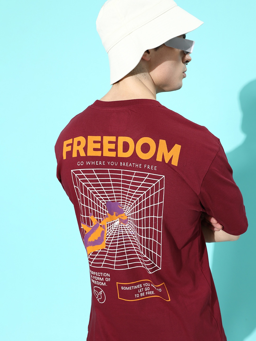 

Difference of Opinion Men Maroon Typography Printed Pure Cotton Oversized T-shirt