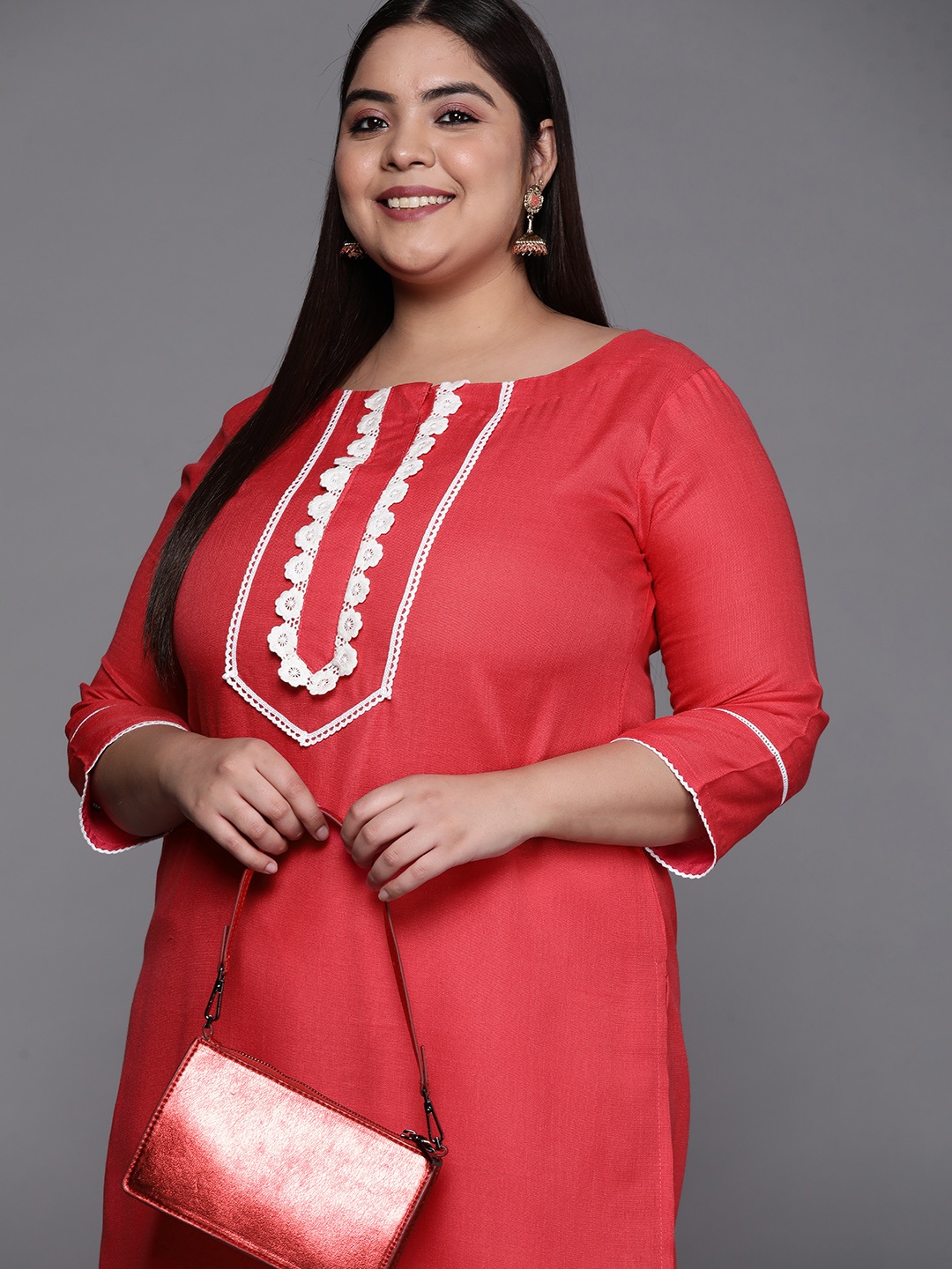 

INDDUS PLUS Women Coral Red Solid Yoke Design Lace Inserts Straight Kurta