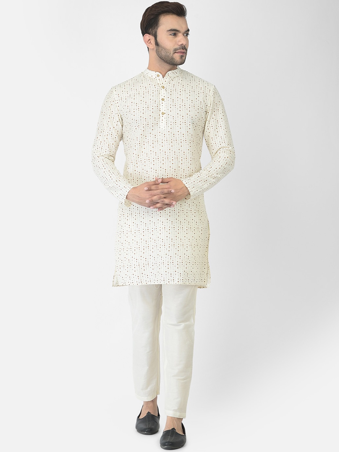 

DEYANN Men Off White Printed Kurta with Pyjamas