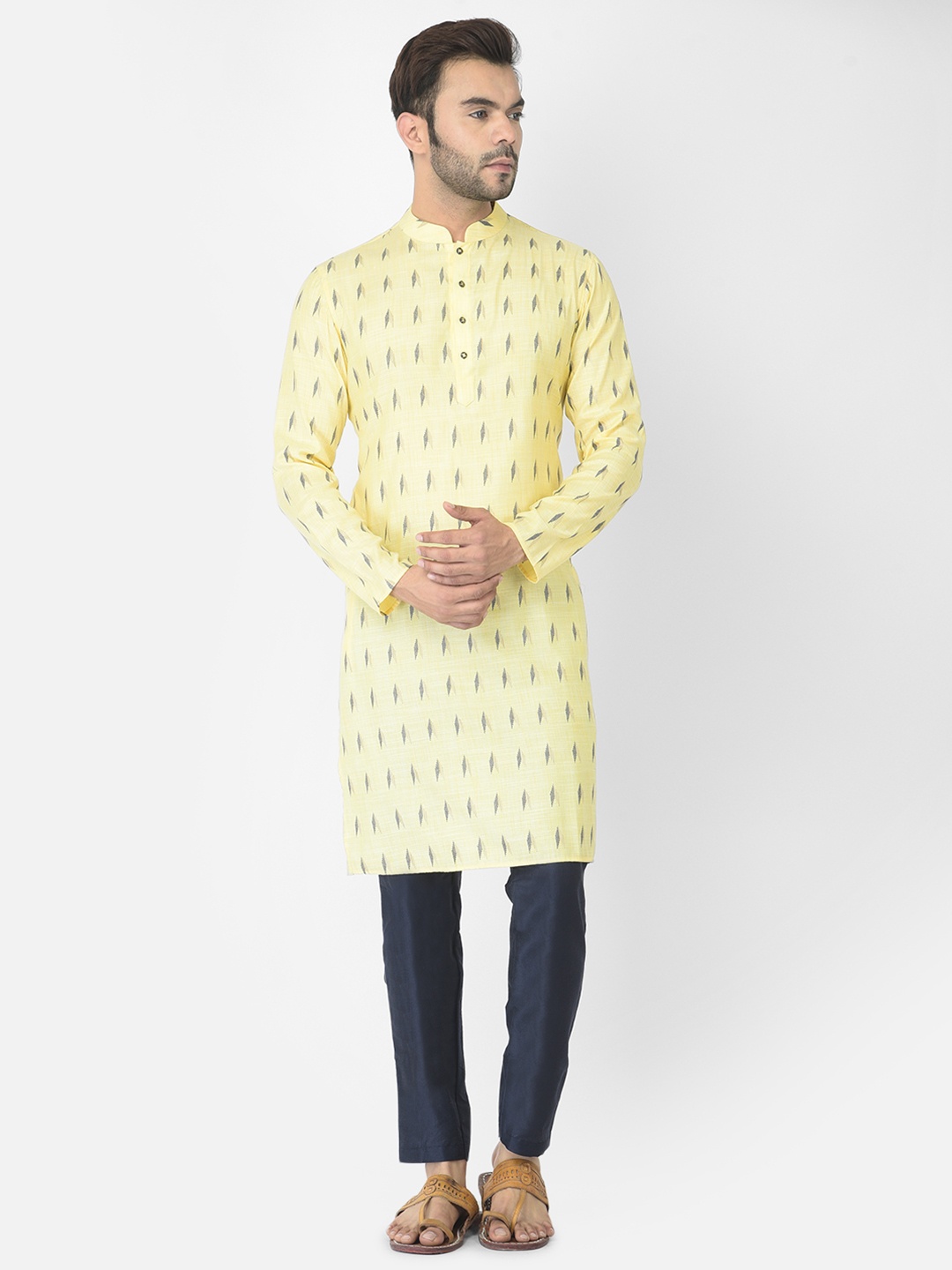 

DEYANN Men Yellow Printed Kurta with Trousers