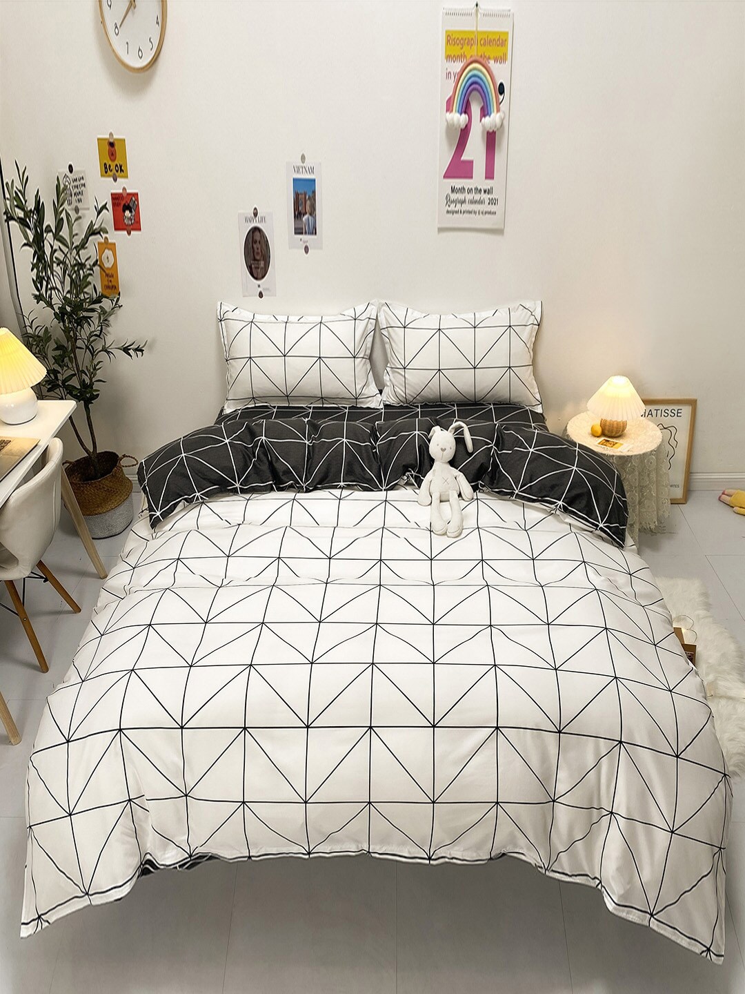 

JC HOME White Printed Single Bedding Set