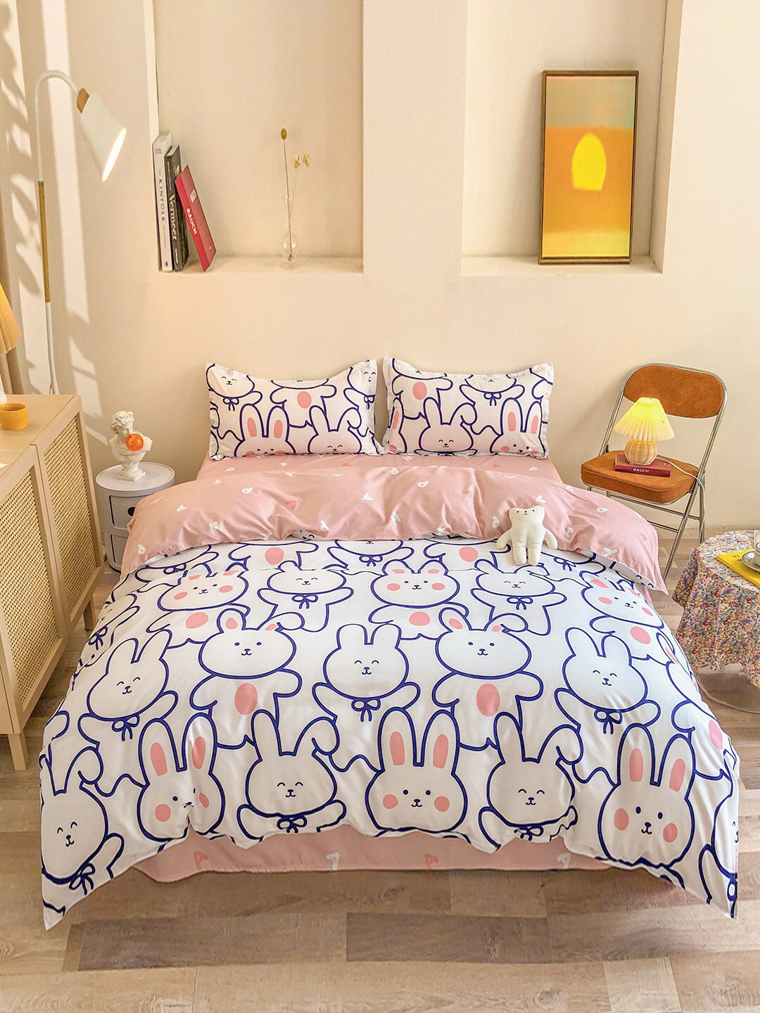 

JC HOME White Printed Double King Bedding Set, Multi