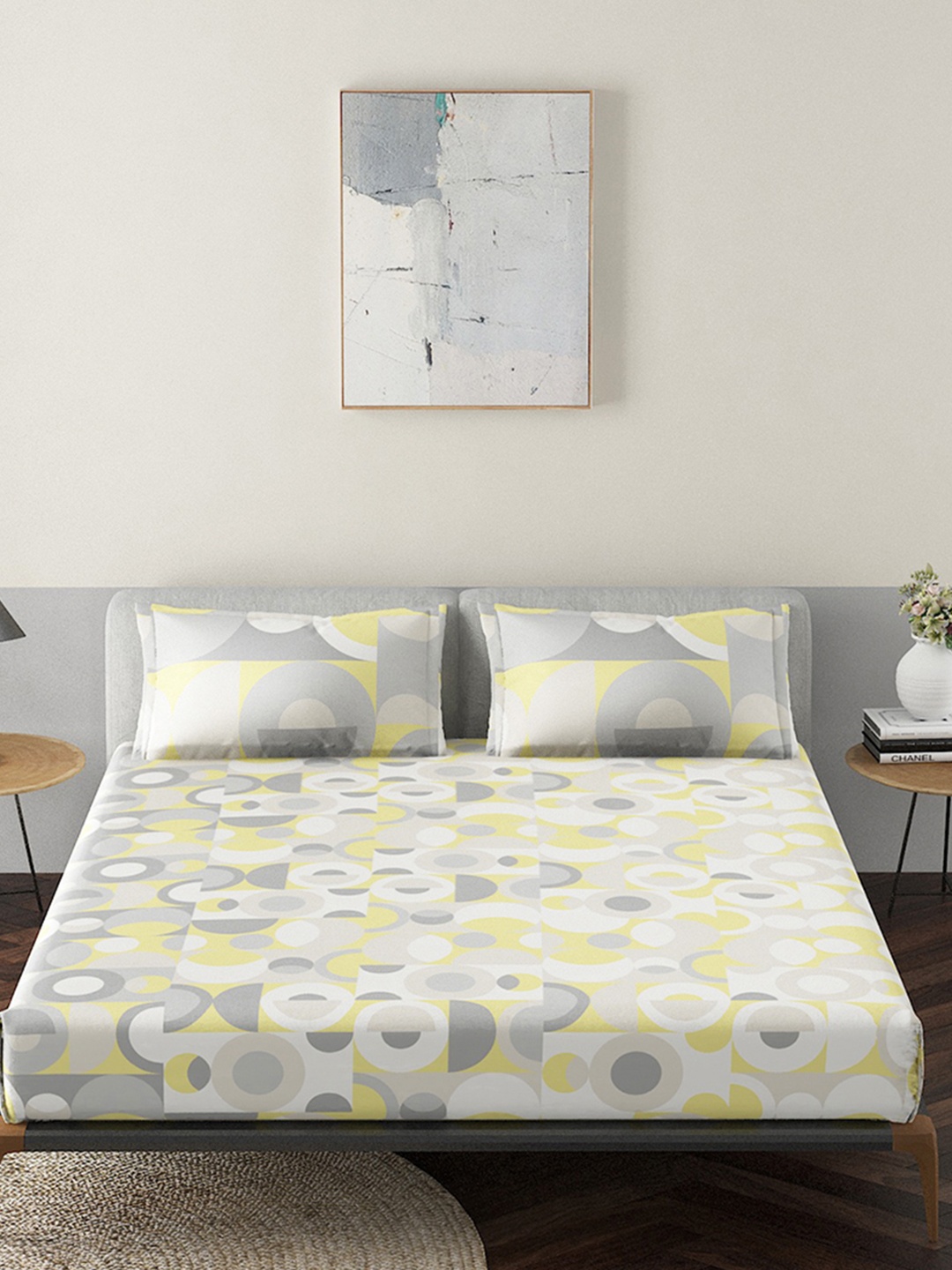 

Duroflex Yellow & Grey Geometric 144 TC Cotton Queen Bedsheet with 2 Pillow Covers