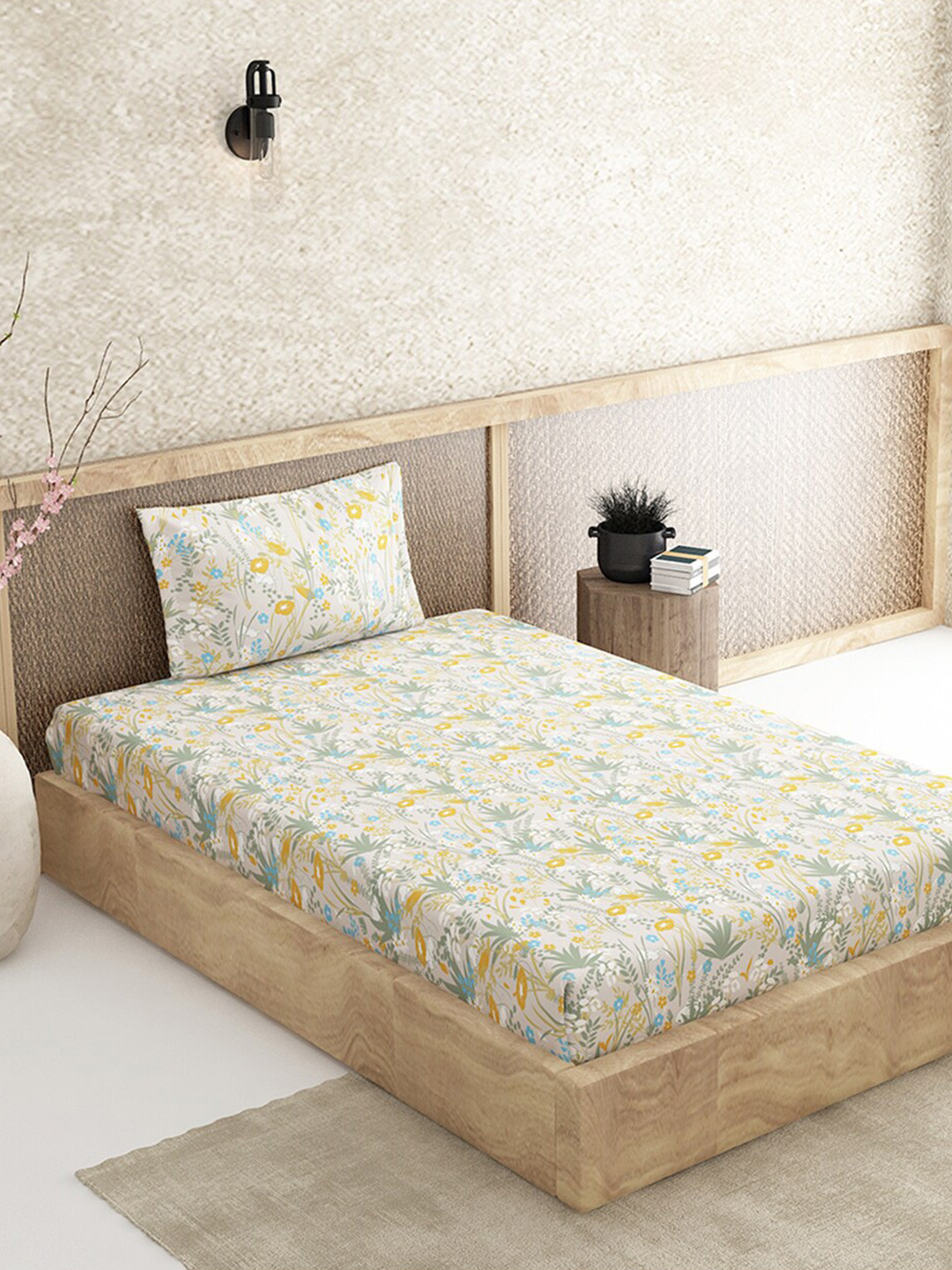 

Duroflex Beige & Yellow Floral 120 TC Single Bedsheet with 1 Pillow Covers