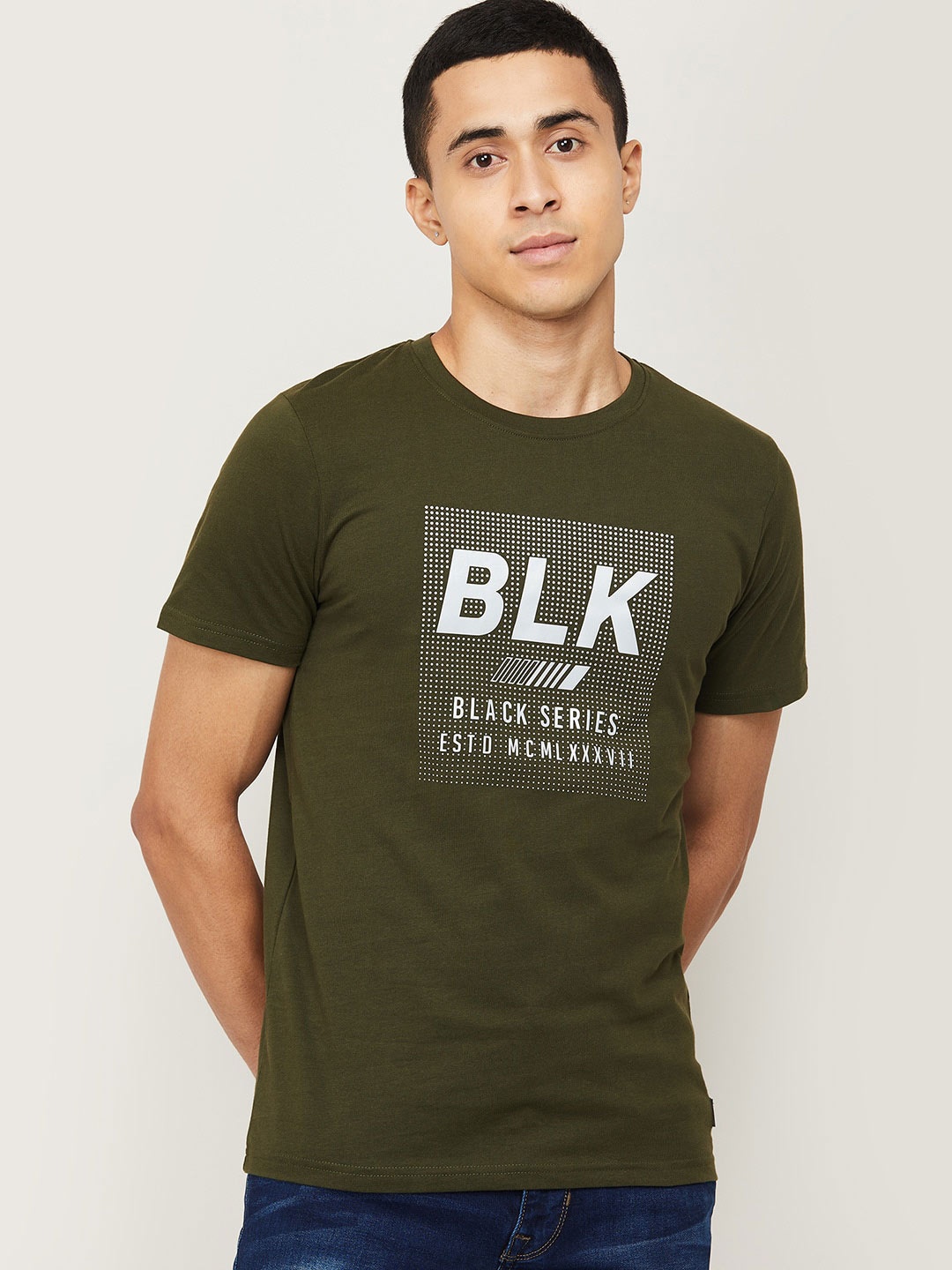 

Bossini Men Olive Green Typography Printed Slim Fit T-shirt