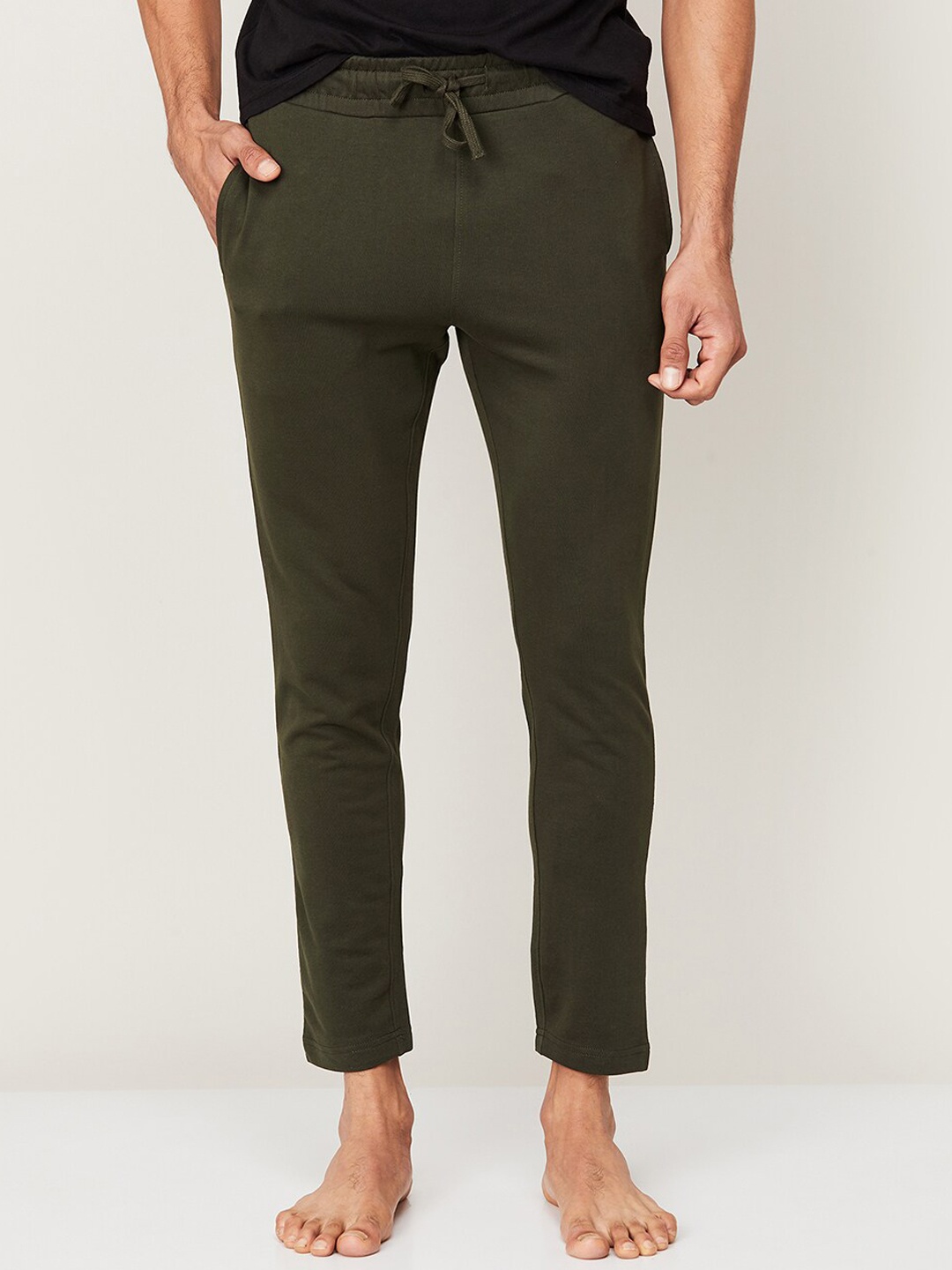 

Fame Forever by Lifestyle Men Olive Green Solid Cotton Track Pants