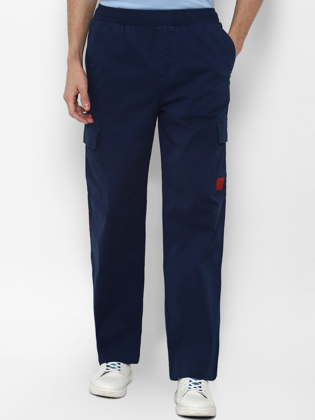 

FOREVER 21 Men Navy Blue Cargos Trousers