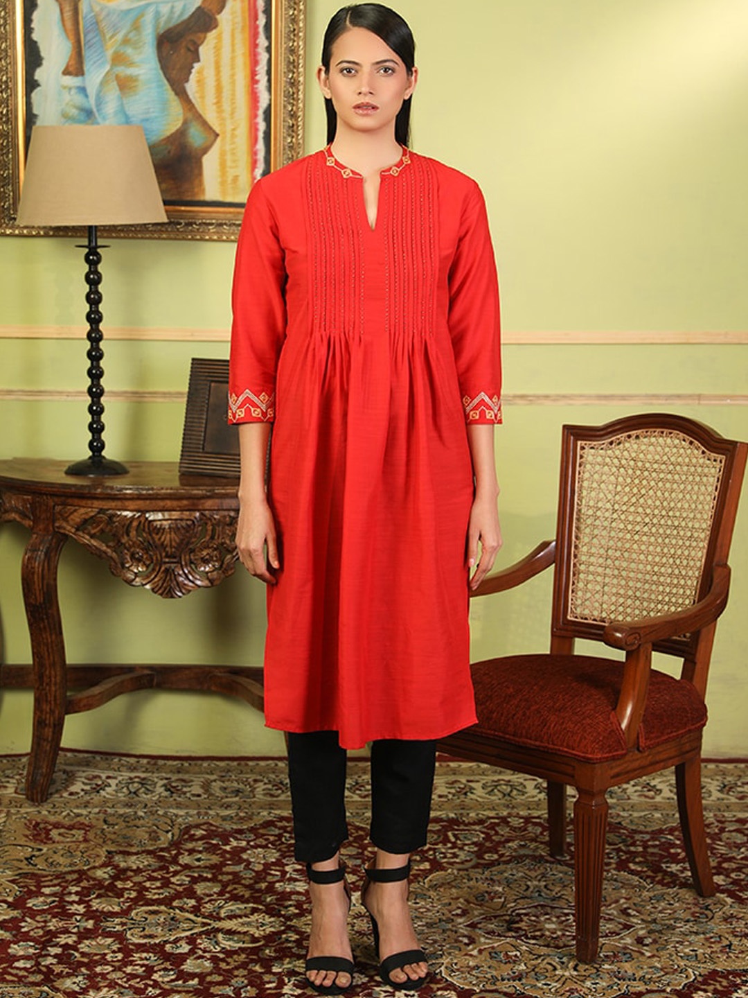 

BARARA ETHNIC Women Ethnic Motifs Embroidered Pure Cotton Kurta, Red