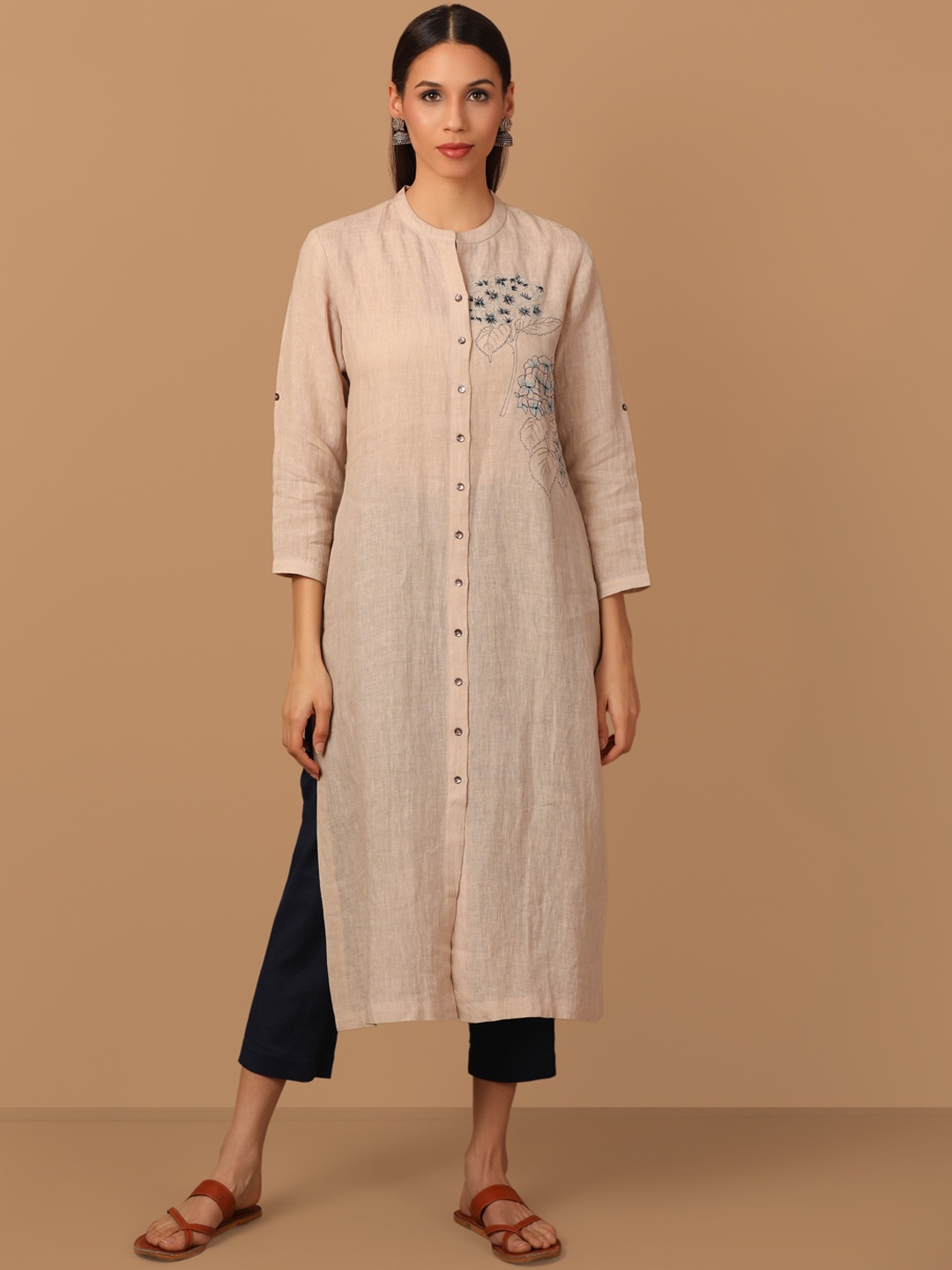 

BARARA ETHNIC Women Embroidered Pure Cotton Kurta, Beige