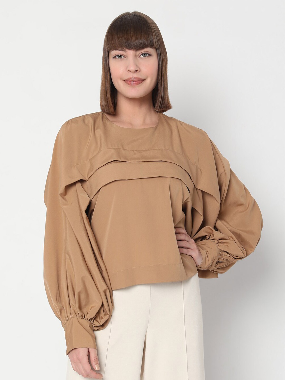 

Vero Moda Brown Solid Crop Top