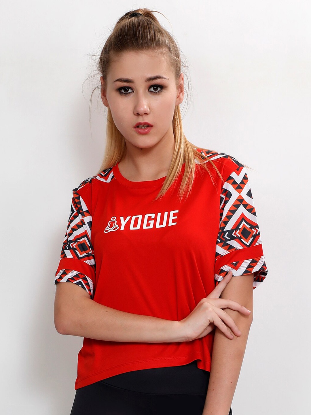 

Yogue Activewear Red & White Print Top