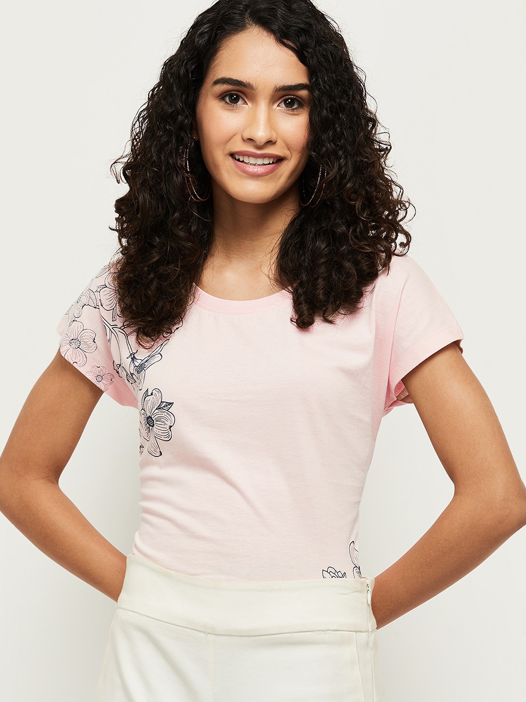 

max Women Pink Floral Printed Extended Sleeves 100% Cotton T-shirt