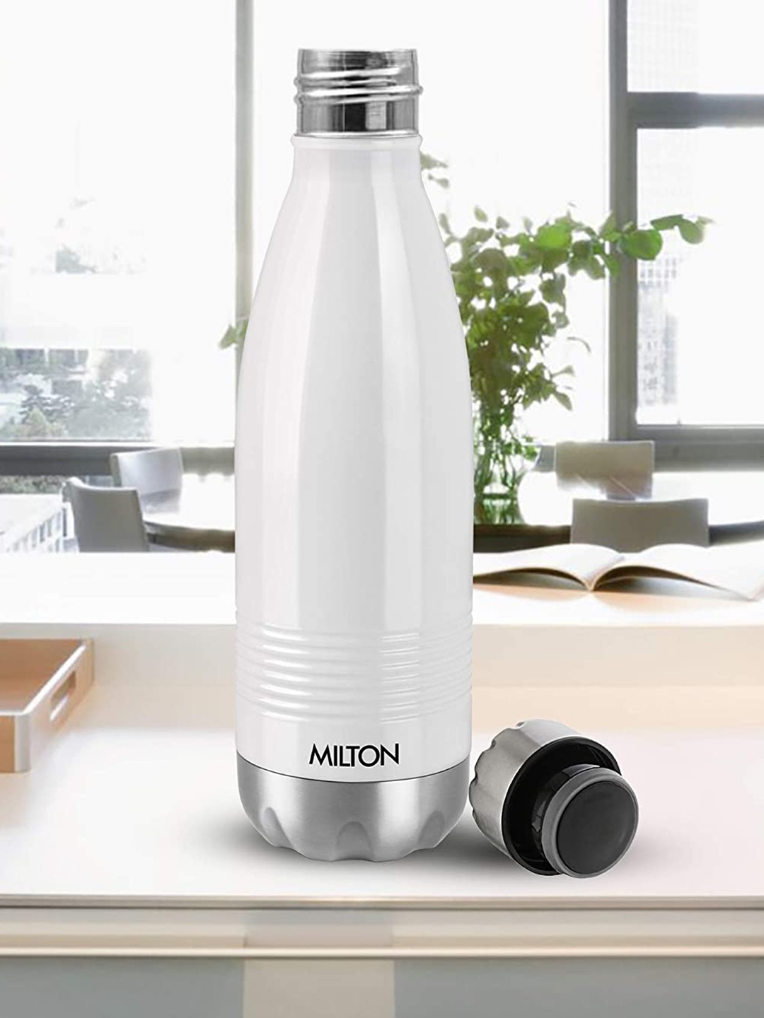 

Milton Silver Toned & White Thermos Steel Vacuum Insulated Water Bottle