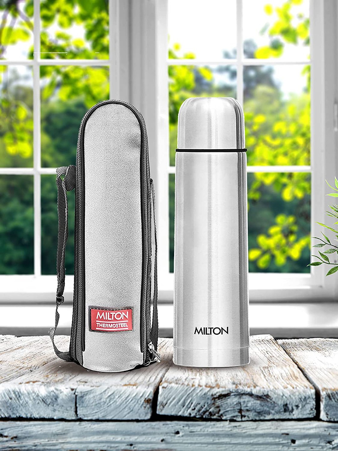 

Milton Silver-Toned Vacuum Insulated Stainless Steel Water Bottle