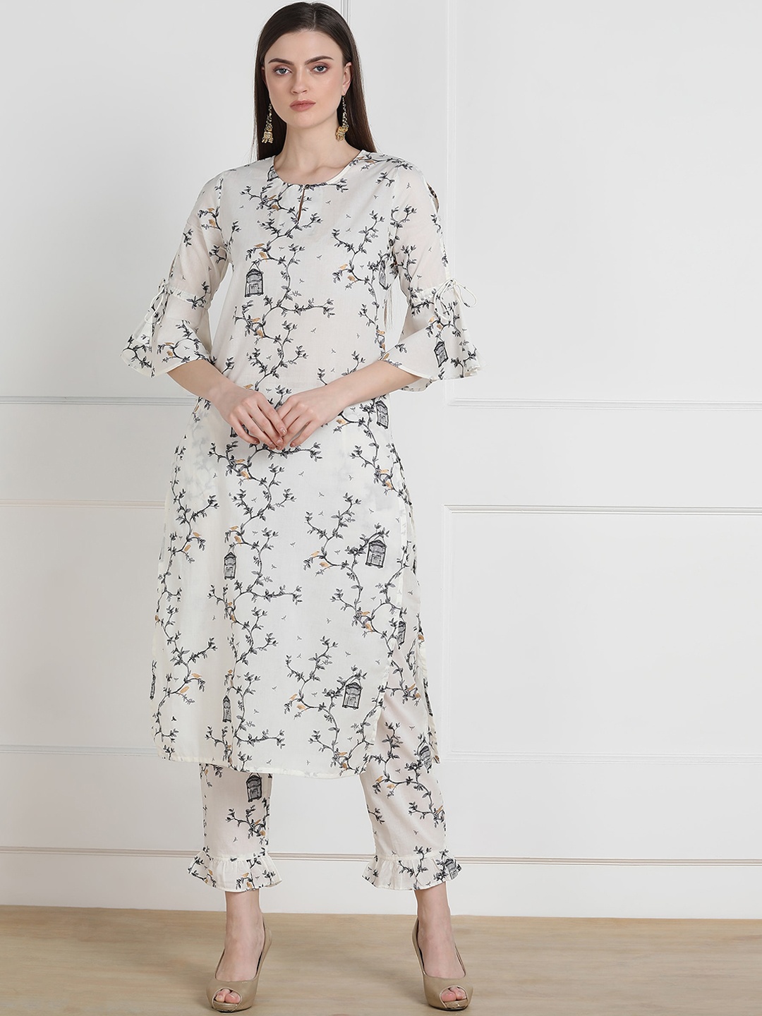 

ZNX Clothing Women White Floral Printed Pure Cotton Kurta with Trousers