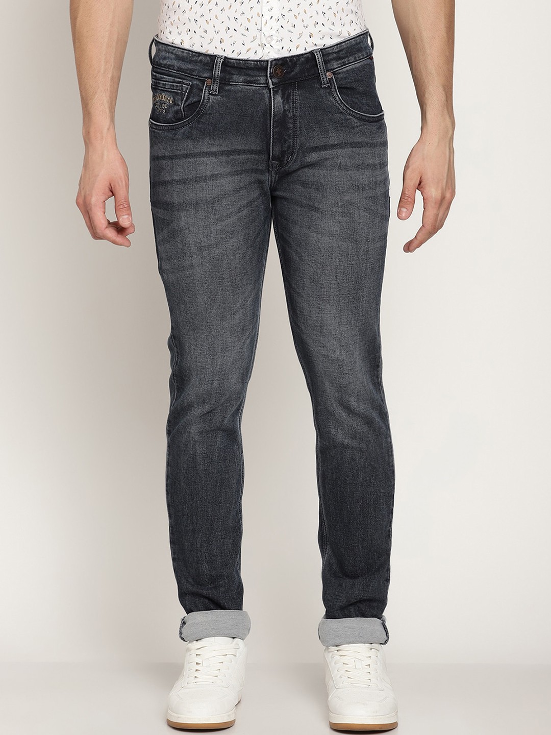 

Cantabil Men Grey Heavy Fade Jeans