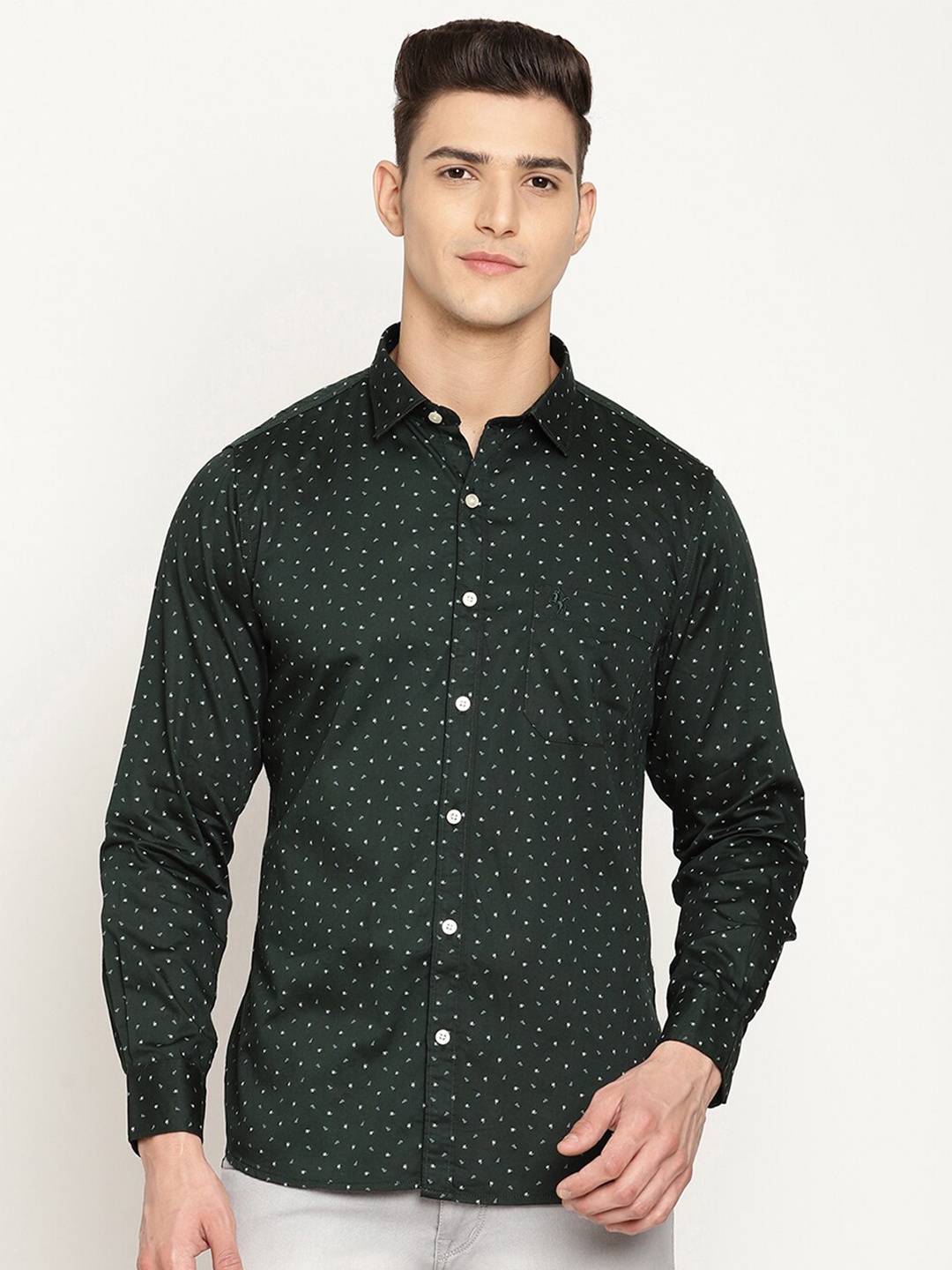 

Cantabil Men Green Printed Casual Shirt