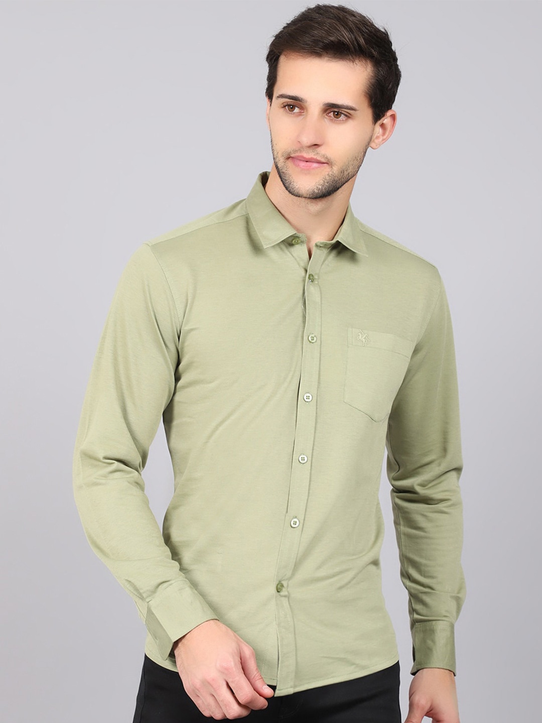 

Cantabil Men Green Solid Regular Fit Cotton Casual Shirt