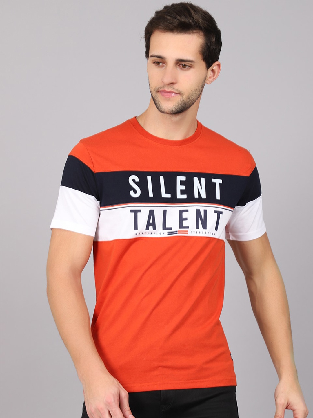 

Cantabil Men Rust Typography Printed T-shirt