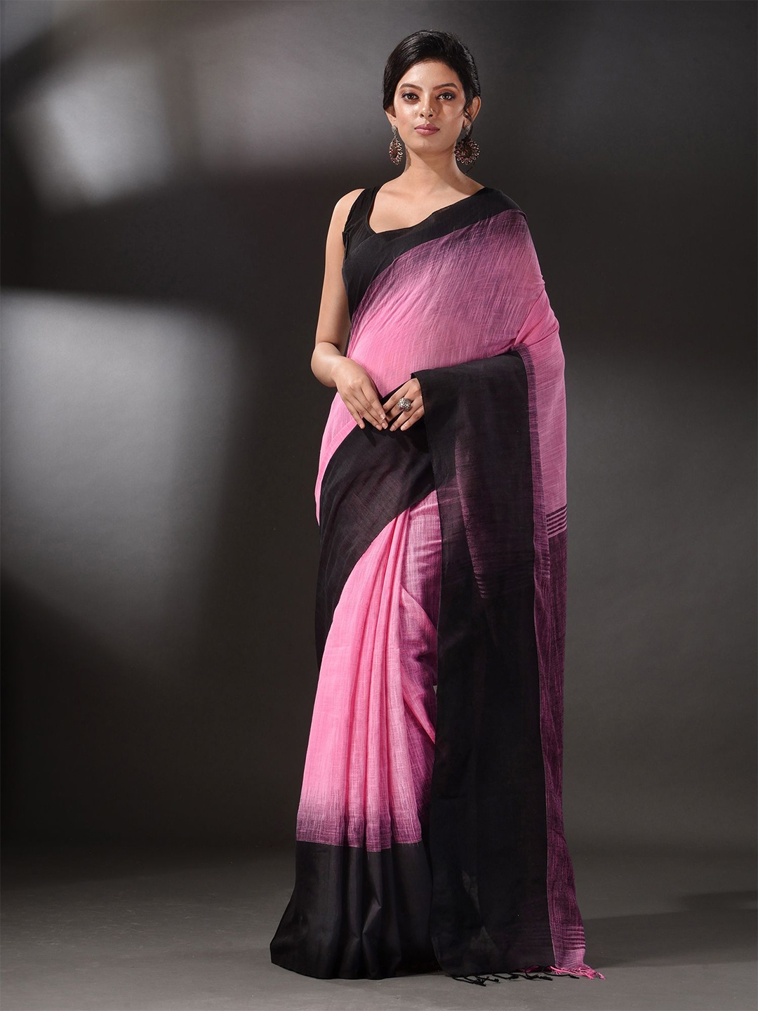 

Arhi Pink & Black Woven Design Cotton Saree