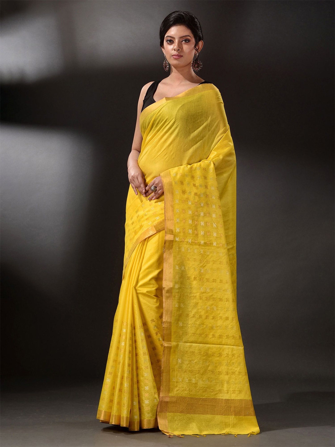 

Arhi Yellow & Gold-Toned Woven Design Silk Blend Saree