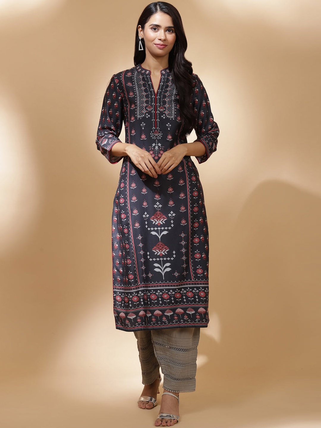 

Lakshita Women Grey Ethnic Motifs Printed Kurta