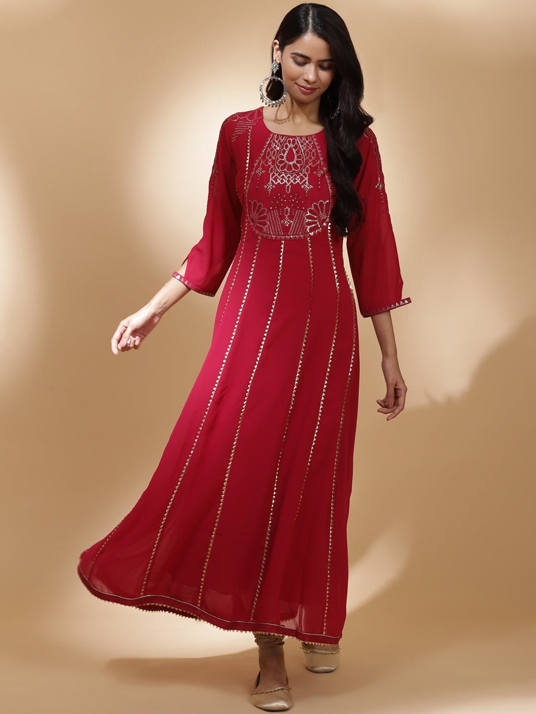 

Lakshita Women Pink Embroidered Thread Work Georgette Kurta