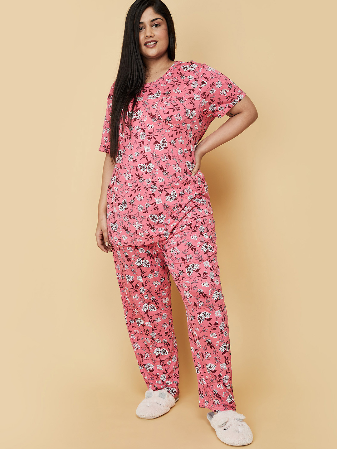 

max Women Pink & White Printed Pure Cotton Night suit