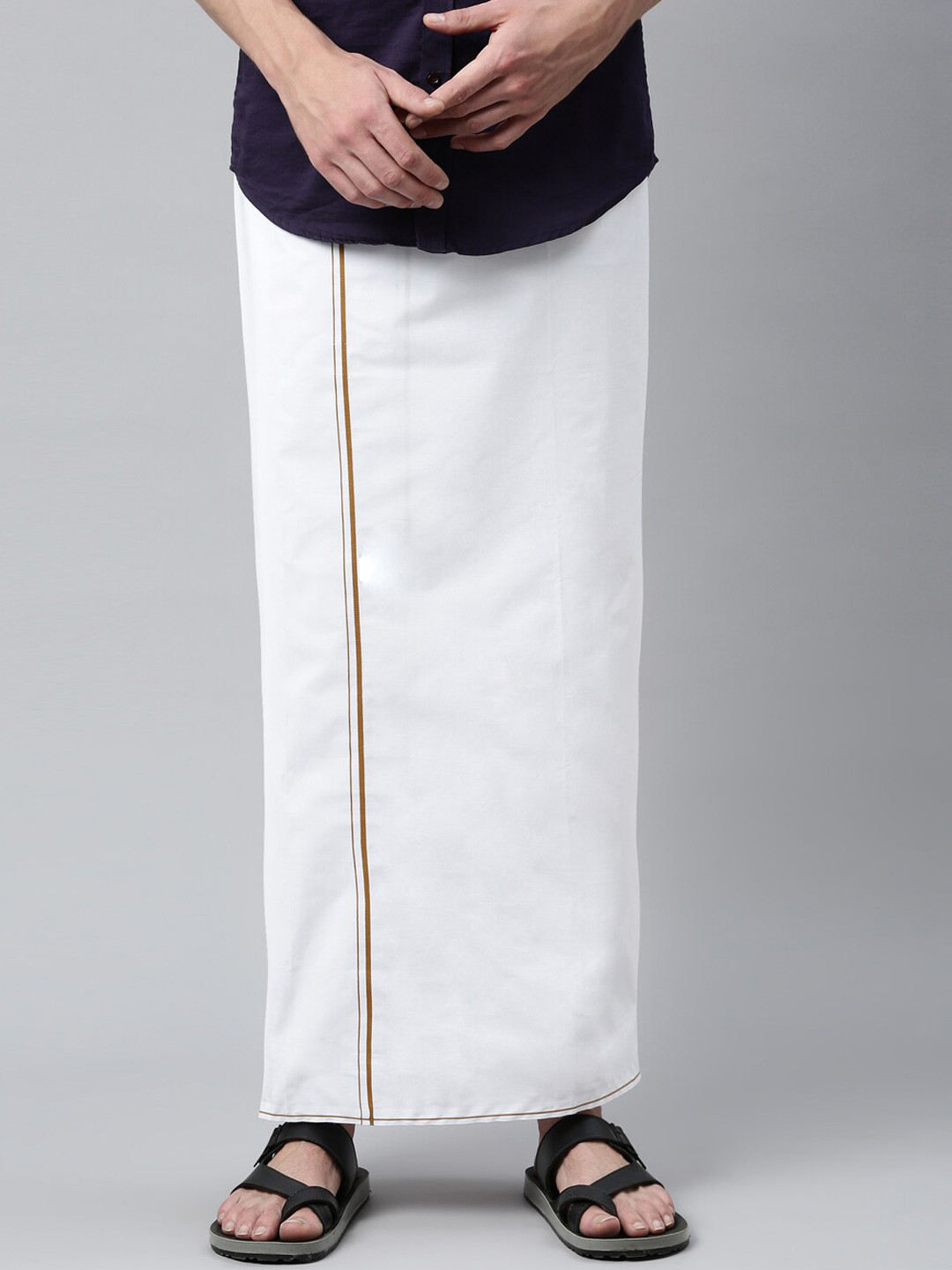 

Jansons Men White Solid Cotton Dhotis