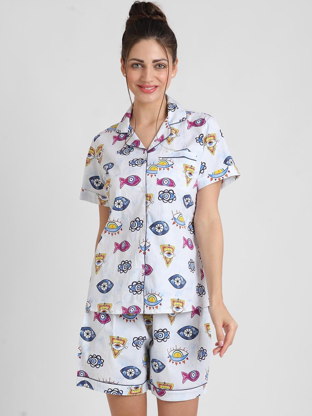 

KOOCHI POOCHI Women White & Blue Printed Cotton Night suit
