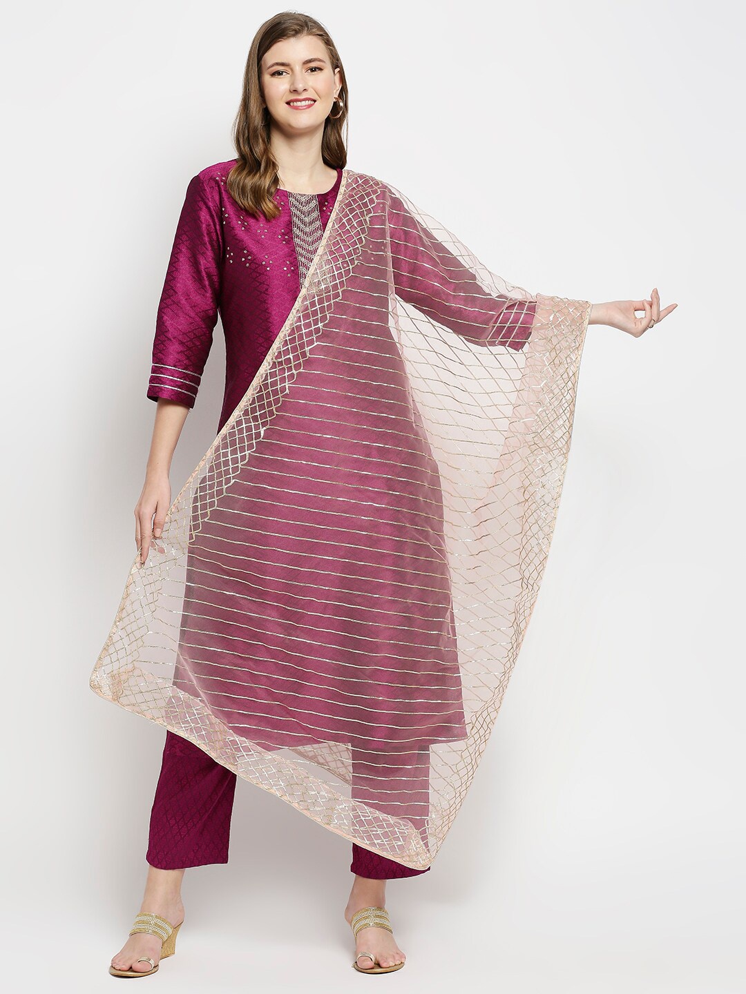 

Dupatta Bazaar Pink & Gold-Toned Embroidered Dupatta with Gotta Patti