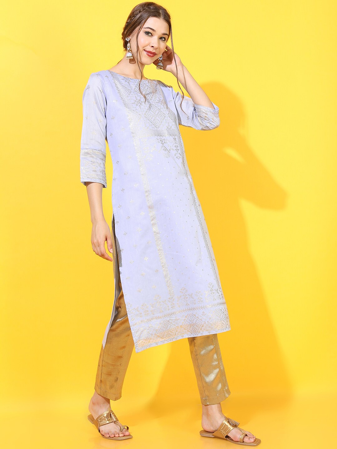 

Vishudh Women Blue Ethnic Motifs Printed Kurta