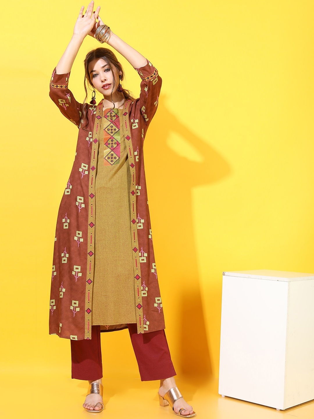 

Vishudh Women Brown & Mustard Yellow Ethnic Motifs Printed Kurta