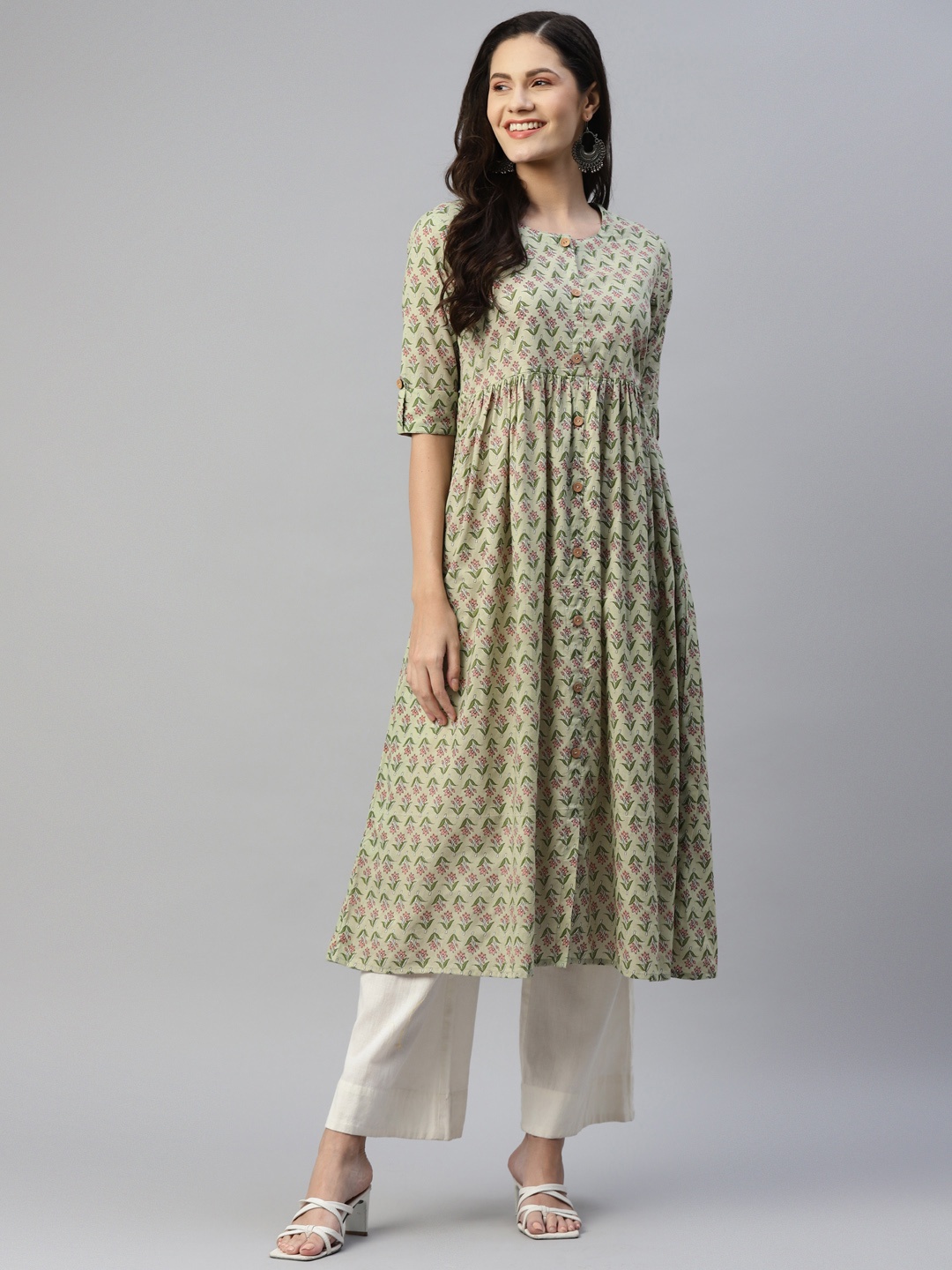 

MALHAAR Women Olive Green & Pink Ethnic Motifs Printed Cotton Anarkali Kurta