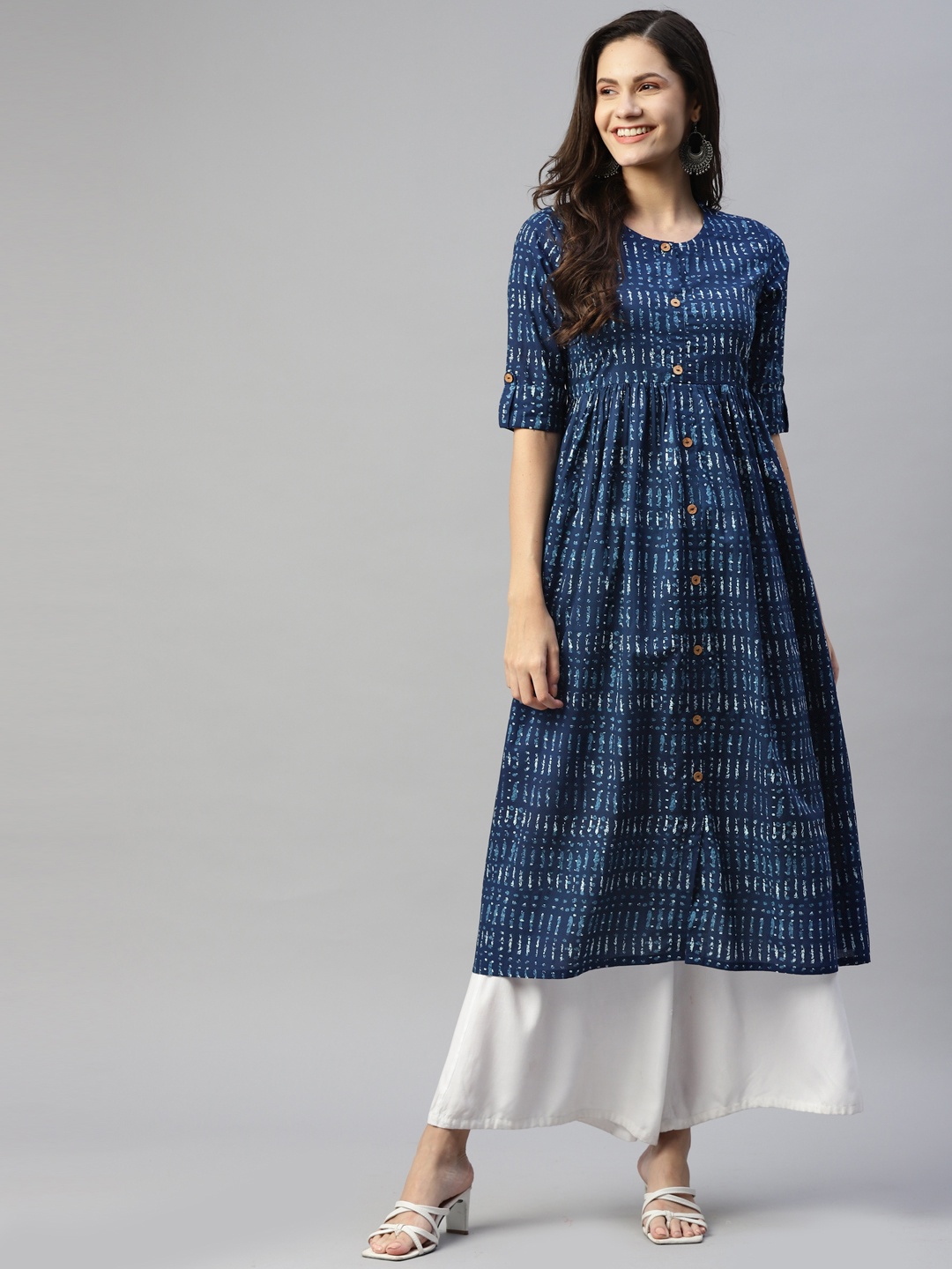 

MALHAAR Women Navy Blue & White Printed Anarkali Cotton Kurta