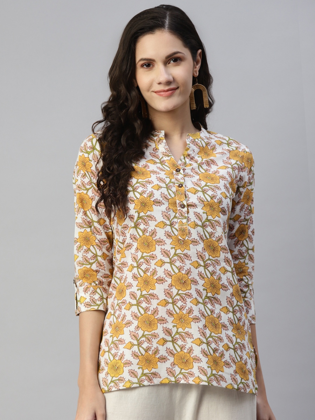 

MALHAAR White & Mustard Yellow Floral Printed Pure Cotton Kurti