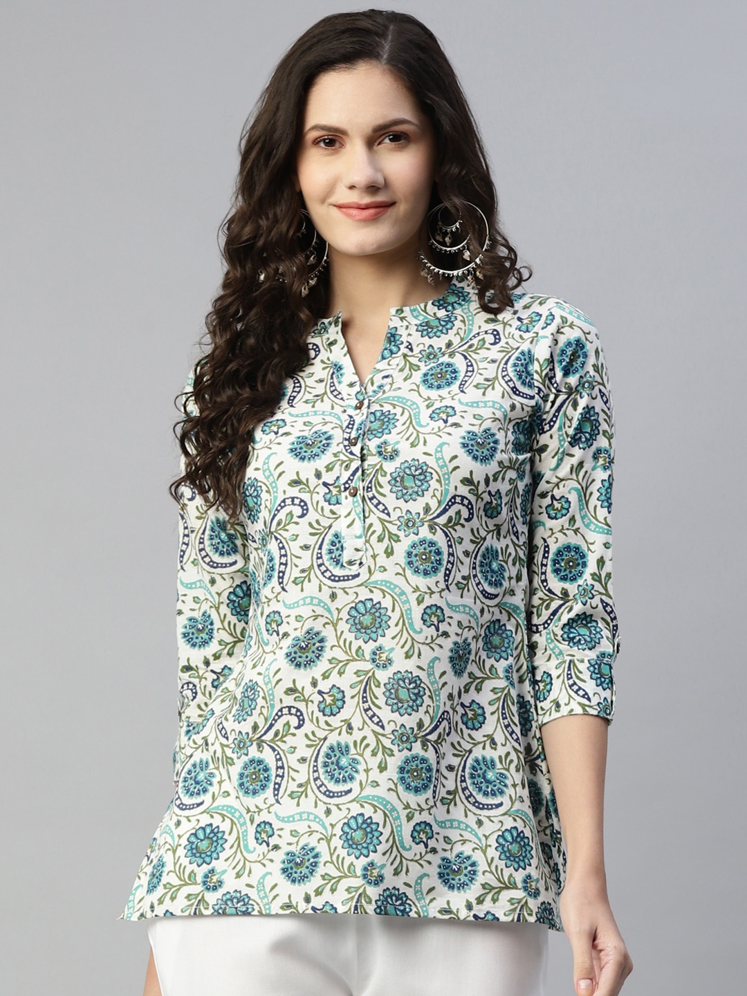 

MALHAAR White & Green Floral Printed Pure Cotton Kurti