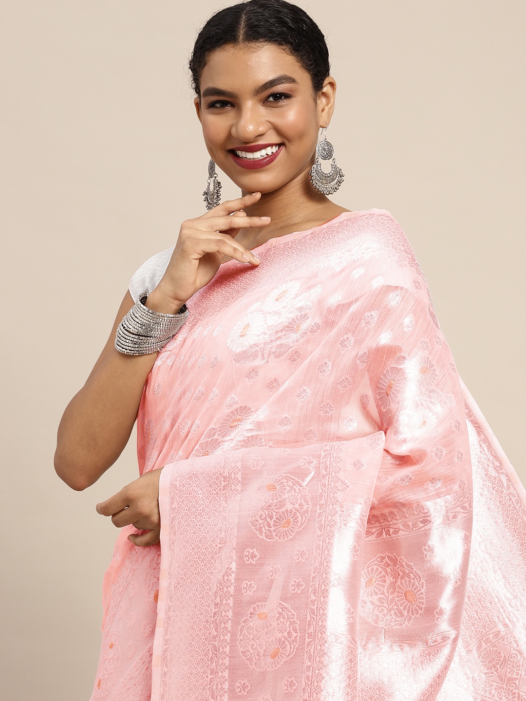 

Leeza Store Pink & Silver-Coloured Ethnic Motifs Zari Organza Banarasi Saree