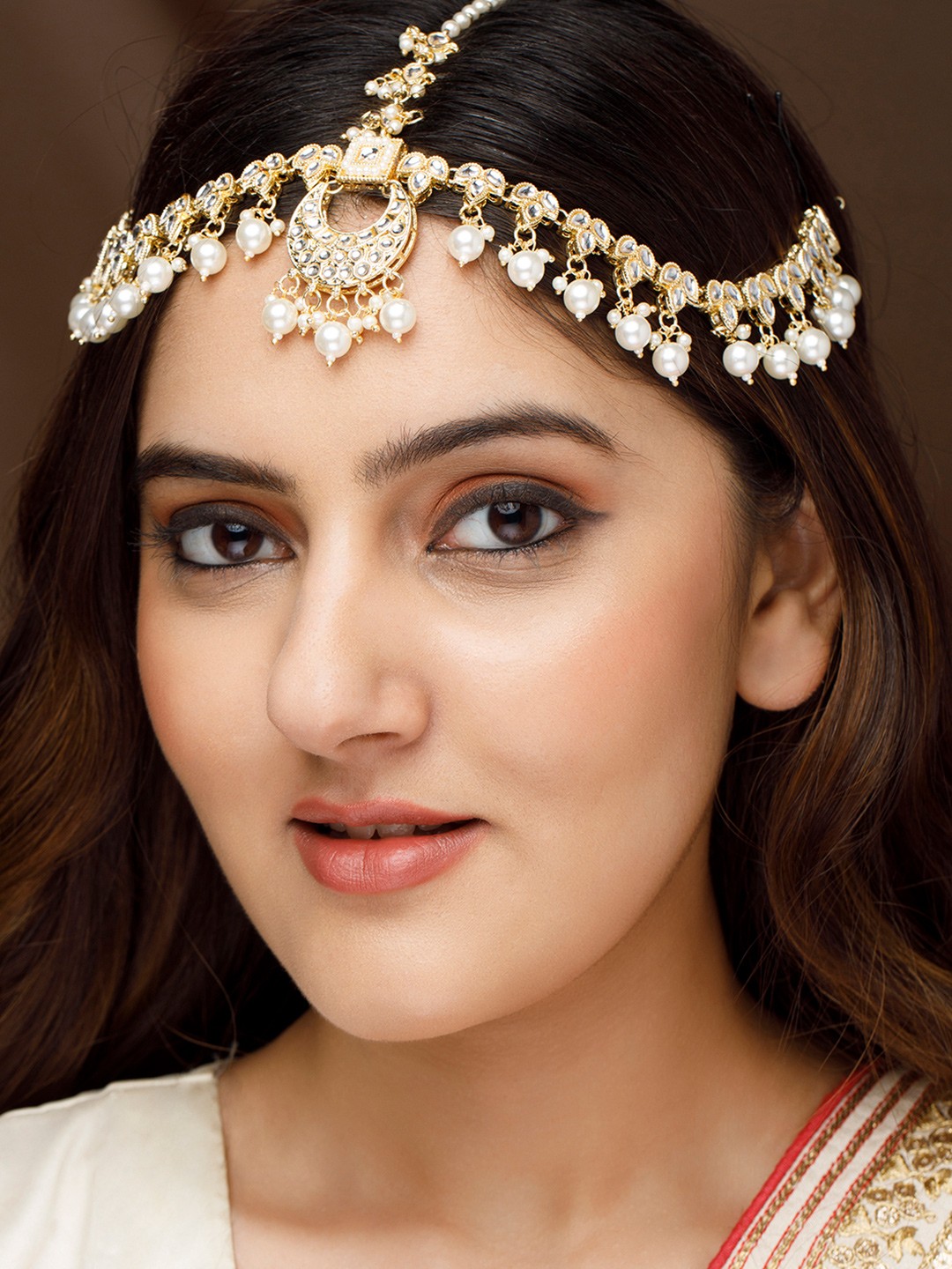 

Rubans Gold-Plated White Kundan-Studded & Pearl Beaded Matha Patti