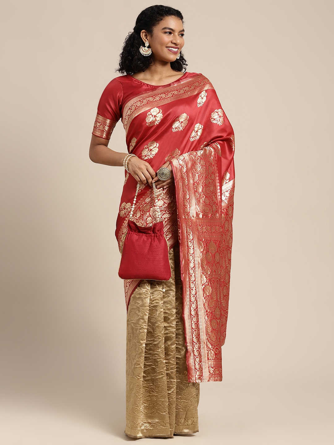 

DIVASTRI Red & Golden Ethnic Motifs Zari Art Silk Banarasi Saree