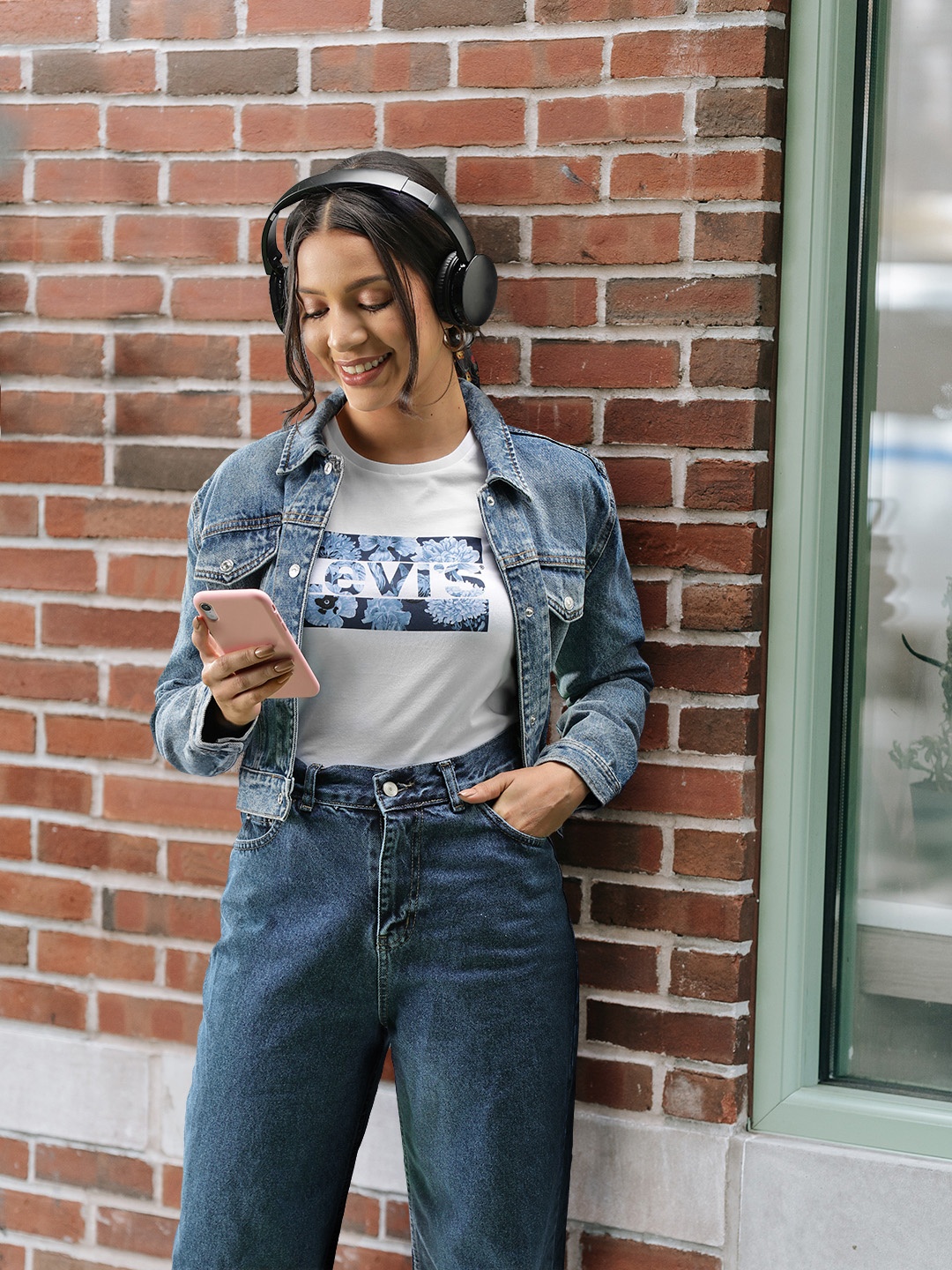 Levis Women White Brand Logo Printed T-shirt