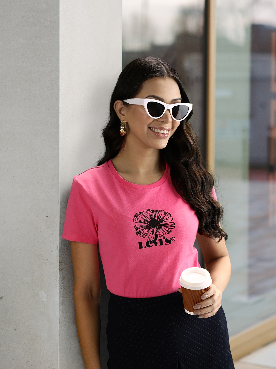 

Levis Women Pink Floral Printed Pure Cotton Casual T-shirt