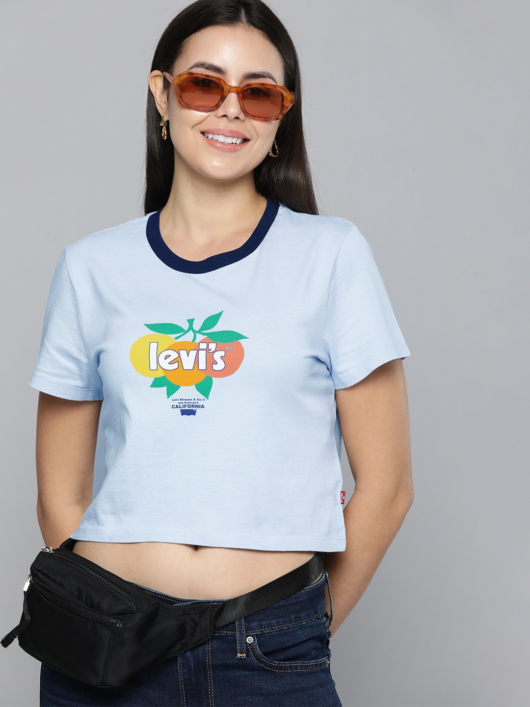 

Levis Women Blue Typography Printed Pure Cotton Slim Fit Crop T-shirt