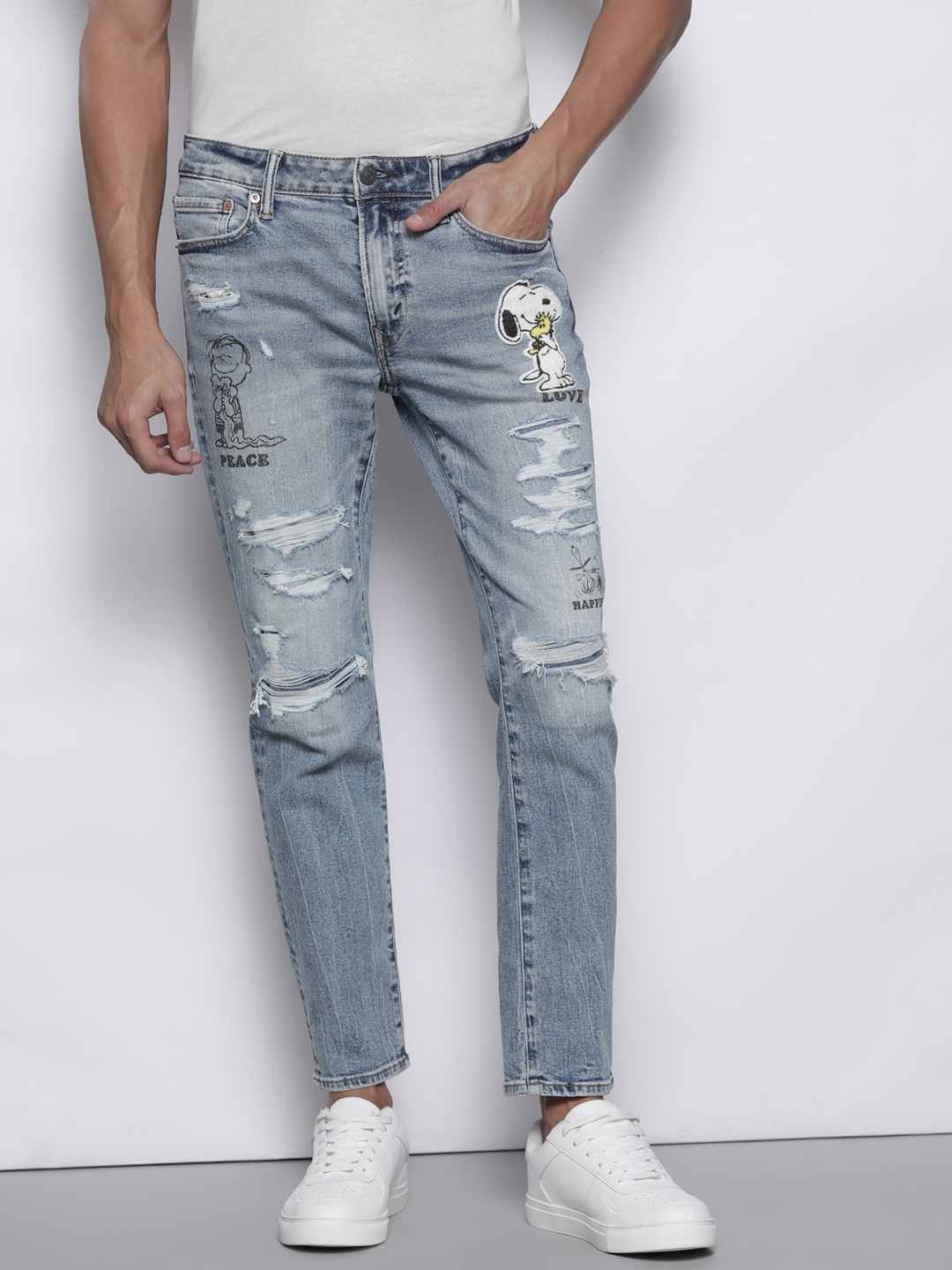 

AMERICAN EAGLE OUTFITTERS Men Blue Slim Fit Highly Distressed Heavy Fade Stretchable Jeans