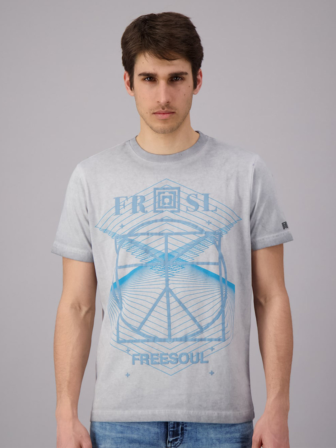 

FREESOUL Men Grey Typography Printed Pure Cotton T-shirt