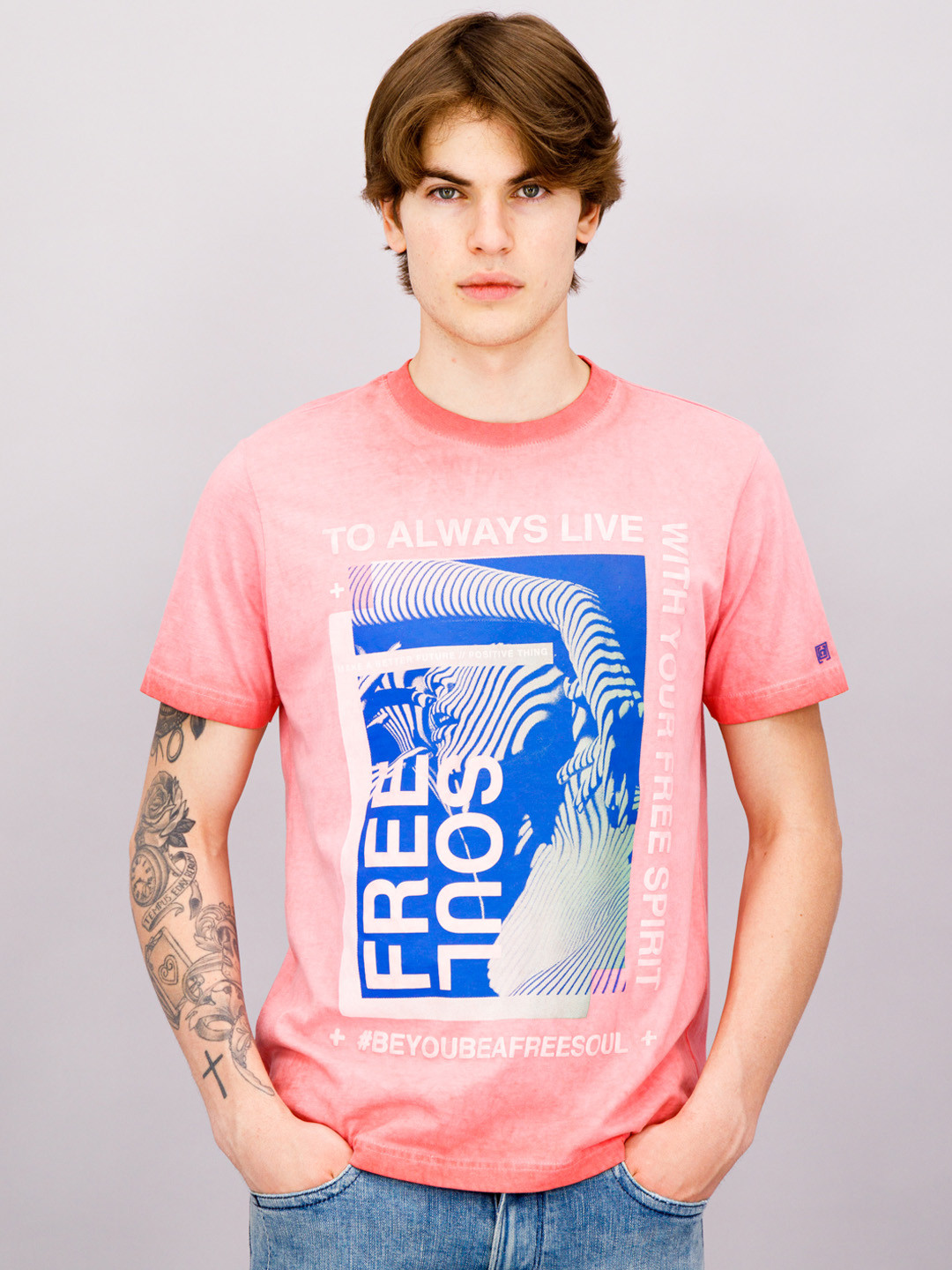 

FREESOUL Men Red Printed T-shirt