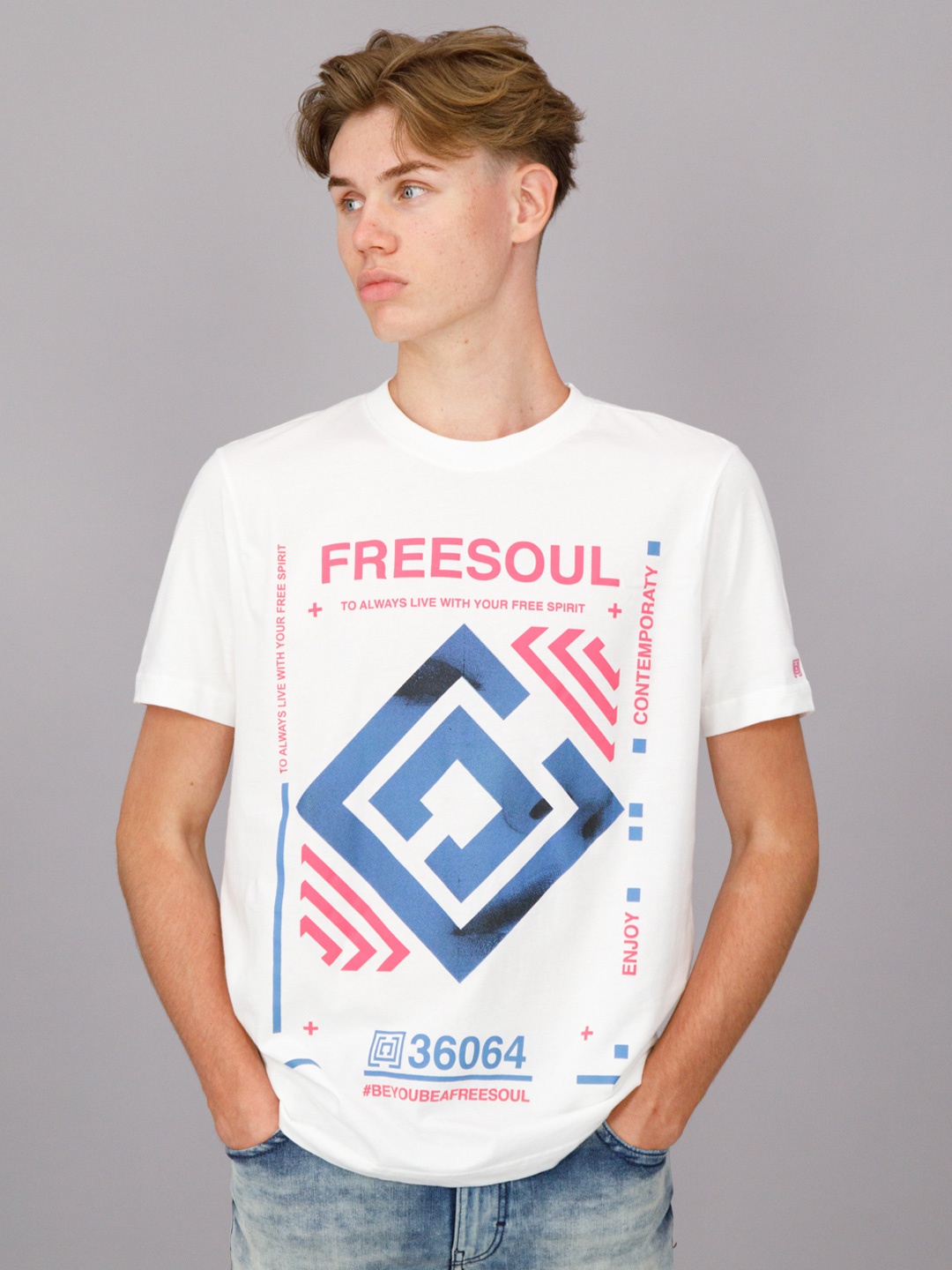 

FREESOUL Men White Printed Pure Cotton T-shirt